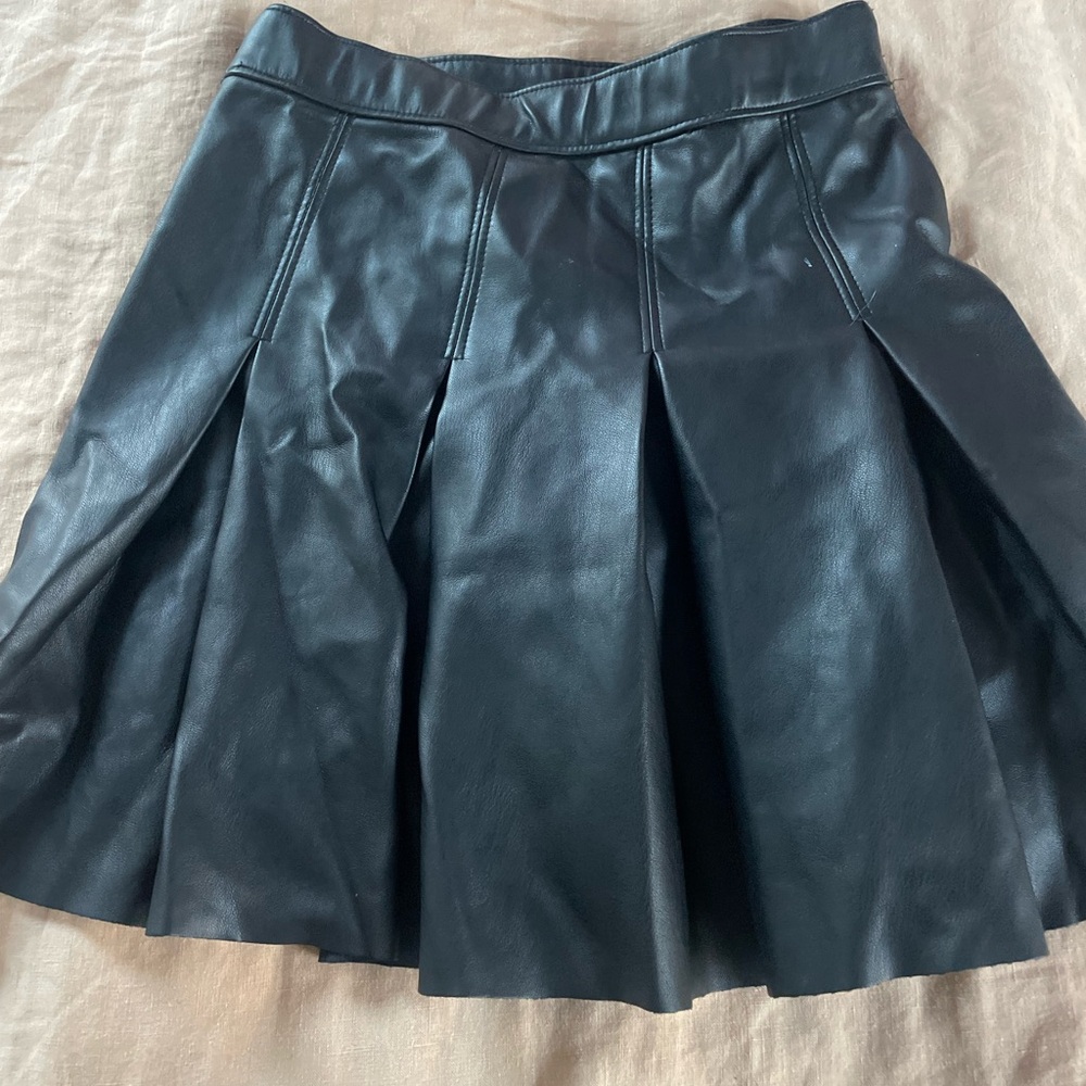 Hollister’s leather pleated skirt